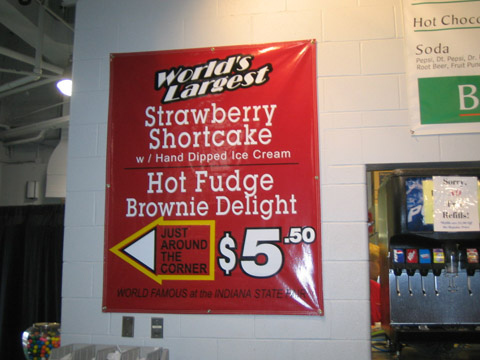 world's largest strawberry shortcake