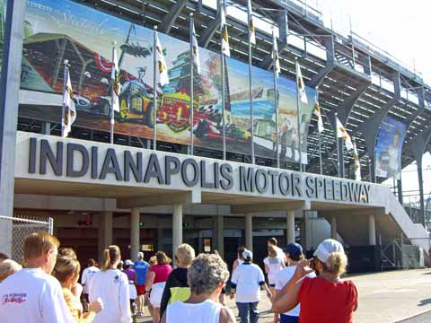 Mini 48 - Heading into IMS.jpg